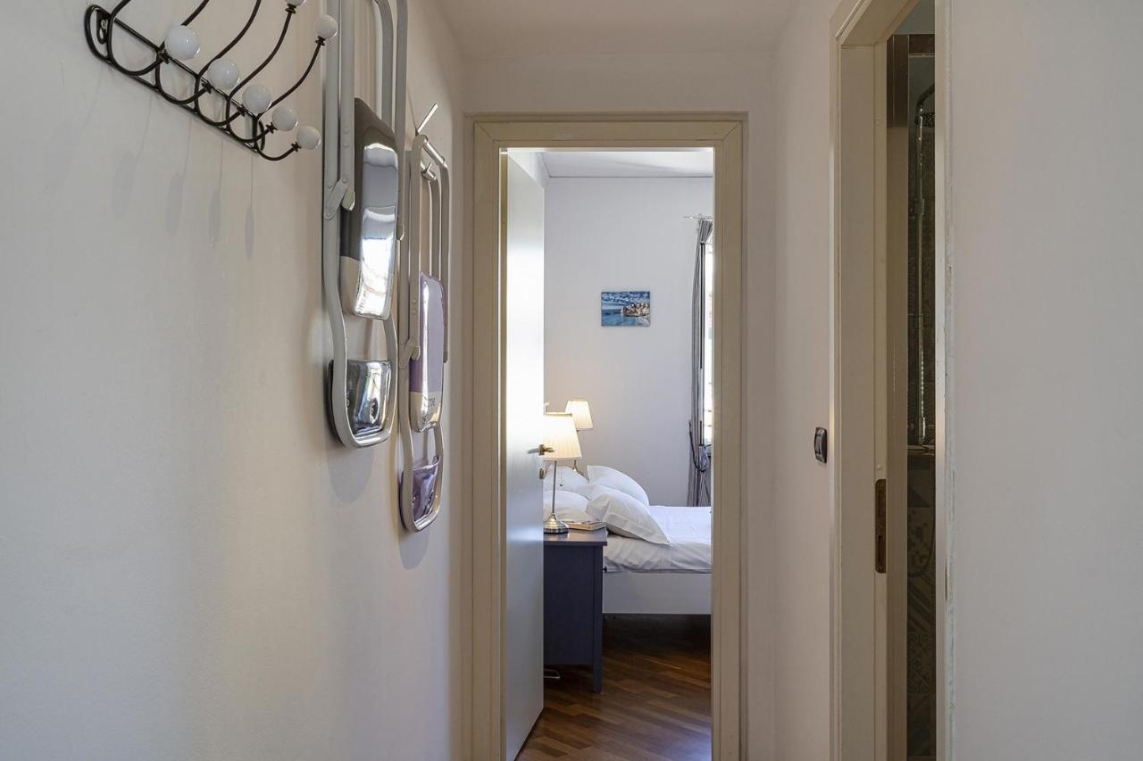 Colore E Stile Nel Centro Di Genova By Wonderful Italy Apartment Bagian luar foto